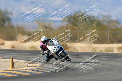 media/Jan-10-2025-CVMA Friday Practice (Fri) [[489e0da257]]/Group 4 and Trackday/Session 5 (Turn 7)/